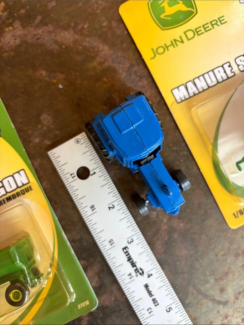 John Deere Farm Cake Toppers (2) VTG ERTL & 1/64 Die-Cast Toy Tractor(Unbranded)